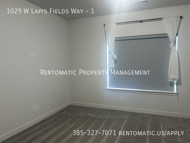 Building Photo - 1029 Lapis Flds Wy