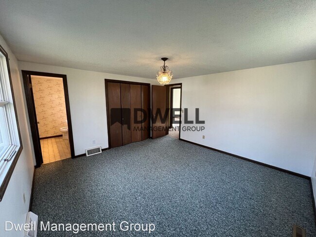 Building Photo - 3 br, 1 bath House - 88846 State Line Rd