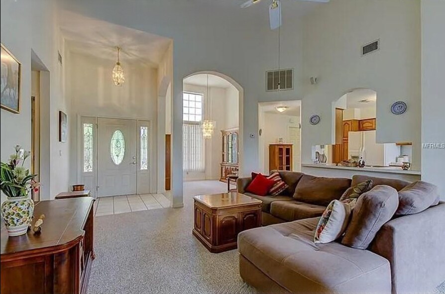 Building Photo - 8101 Setters Point Dr