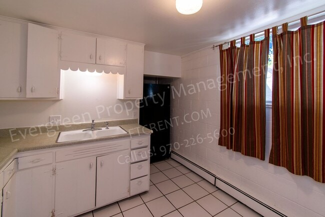 Building Photo - 1112 Alford St