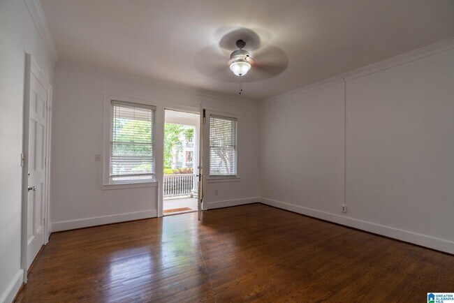 Building Photo - 3809 12th Ct S