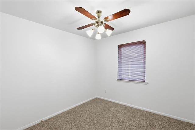 Building Photo - 808 Bridle Ave