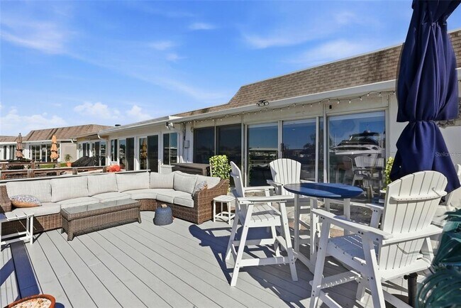 Building Photo - 573 Boca Ciega Point Blvd N