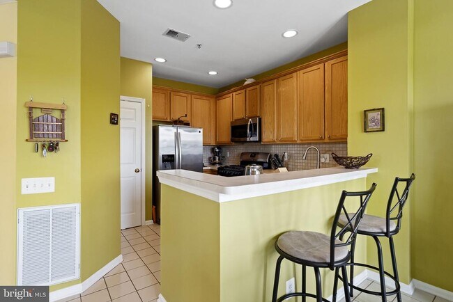 Building Photo - 6325 Eagle Ridge Ln