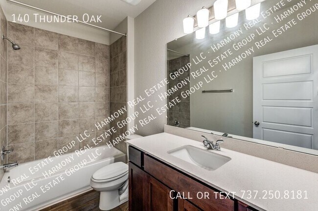 Building Photo - 140 Thunder Oak