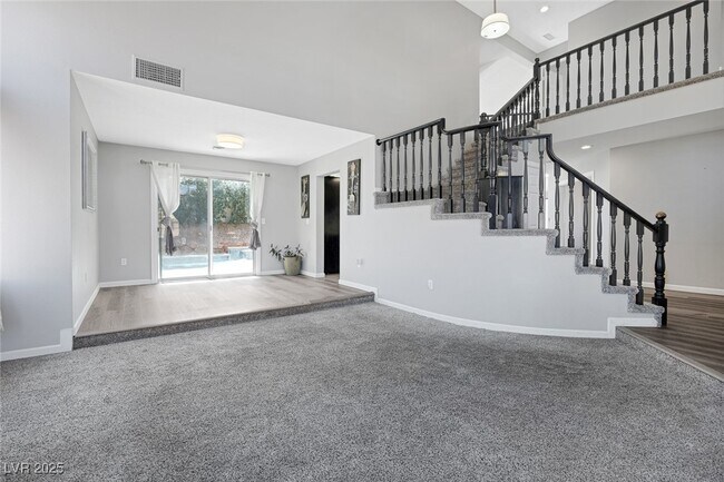 Building Photo - 8433 Dry Cliff Cir