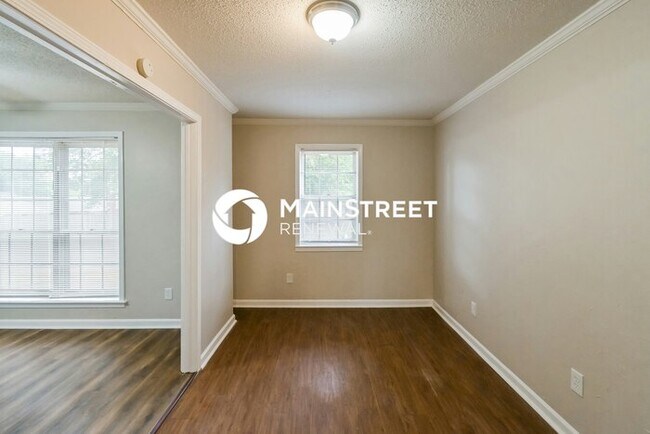 Building Photo - 3 Bedroom Pet-Friendly Home in Bartlett, TN with Main Street Renewal