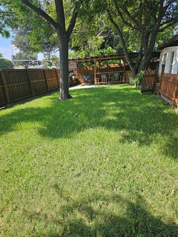 Building Photo - 2704 Shenandoah Dr
