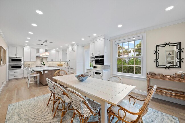 Building Photo - 360 Seaspray Ave