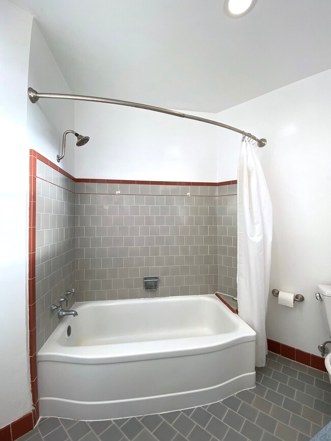 Building Photo - 7659 Stockton Ave