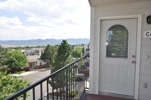 Building Photo - 1646 S Deframe St