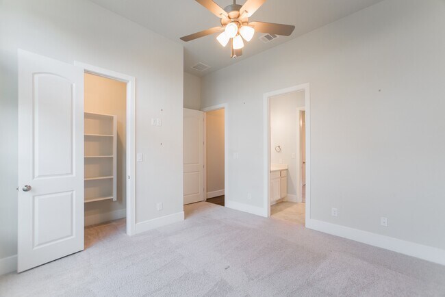 Building Photo - 49 Cassena Grove Pl