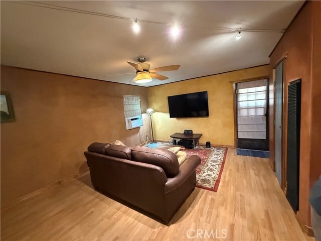 Building Photo - 6586 El Rey Ave