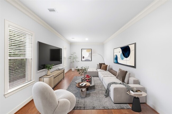 Building Photo - 6404 Community Dr