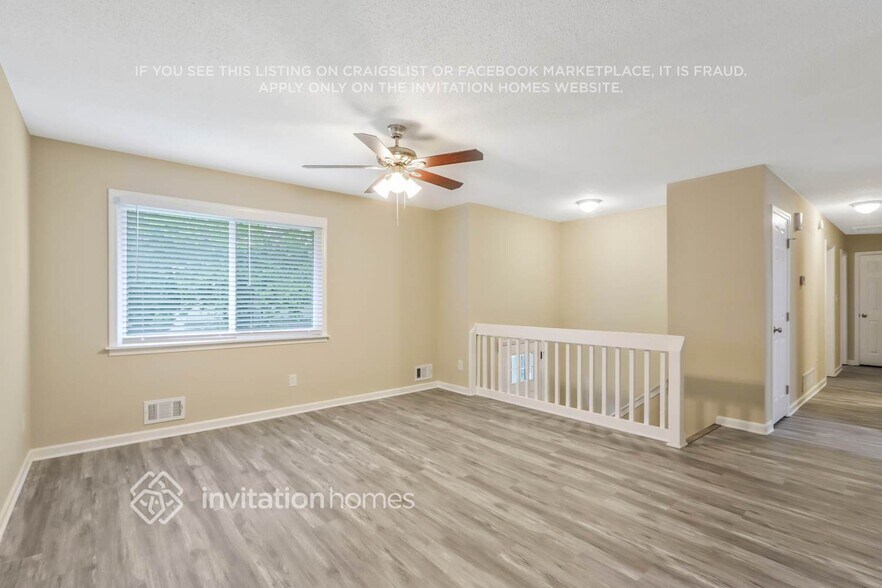 Building Photo - 2461 Northbrook Rd