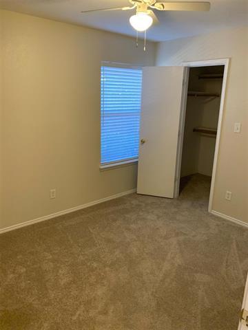 Building Photo - 827 Savage Dr