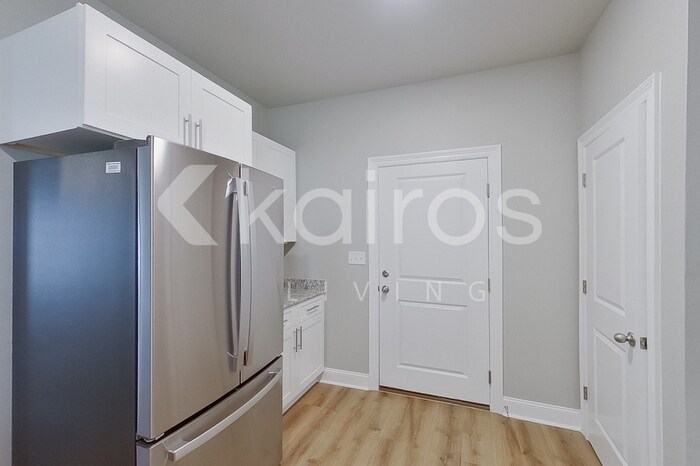 Building Photo - 22850 Monterey Ave