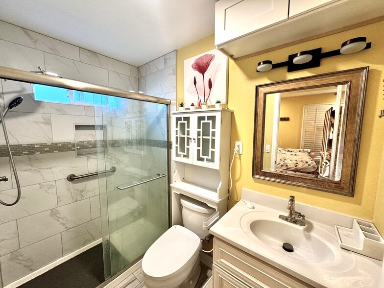 Building Photo - 7079 Martwood Way