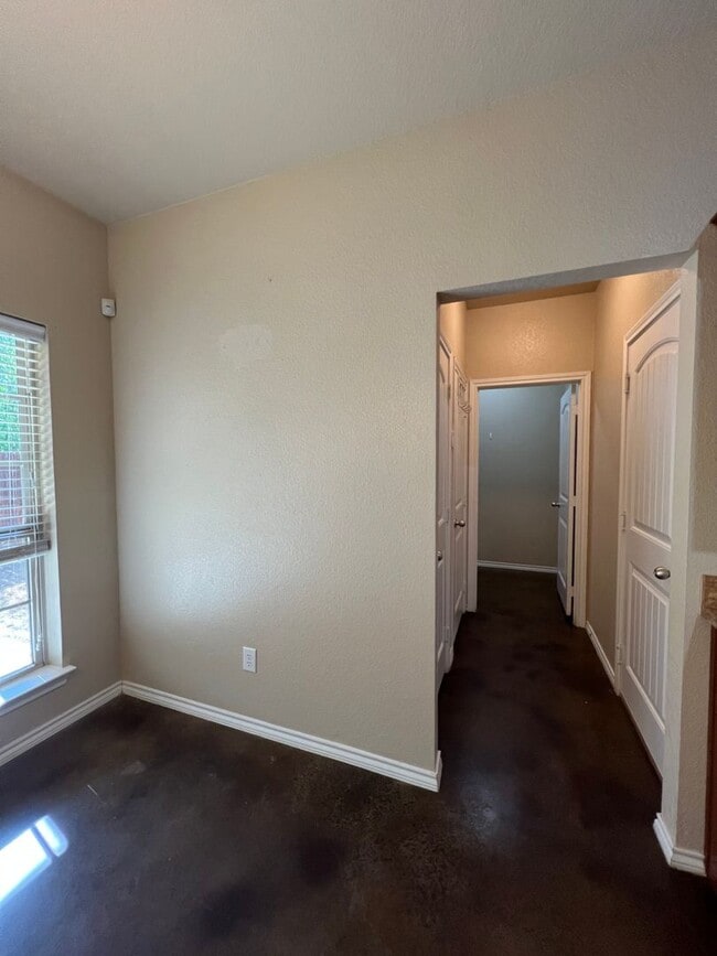 Building Photo - 908 Sun Down, Stephenville, TX 76401