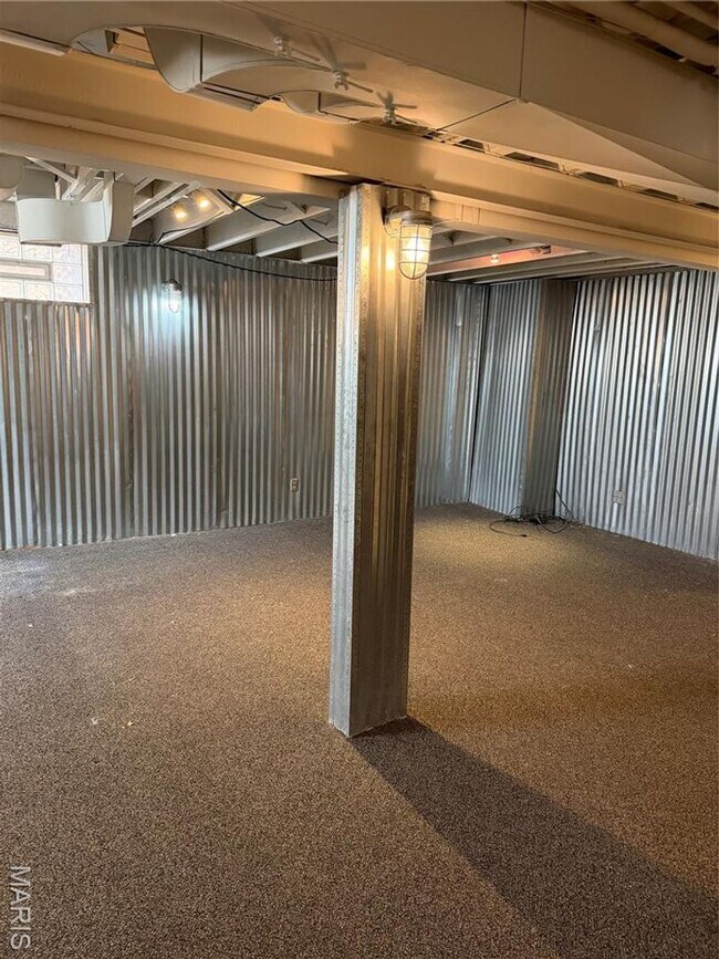 Building Photo - 7828 Cornell Ave