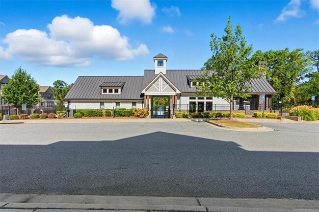 Building Photo - 2565 Cherry Birch Ln