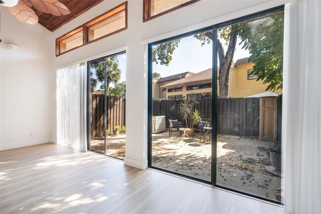 Building Photo - 7920 NW 11th Ct