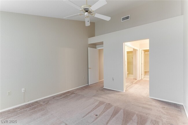 Building Photo - 8632 Desert Holly Dr