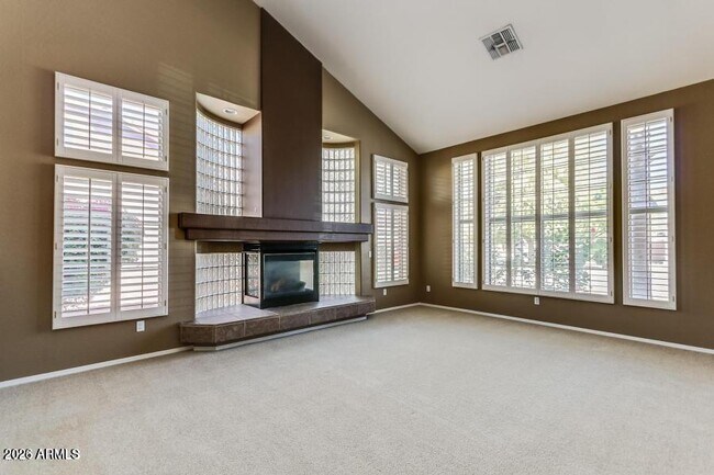 Building Photo - 1705 E Coconino Dr