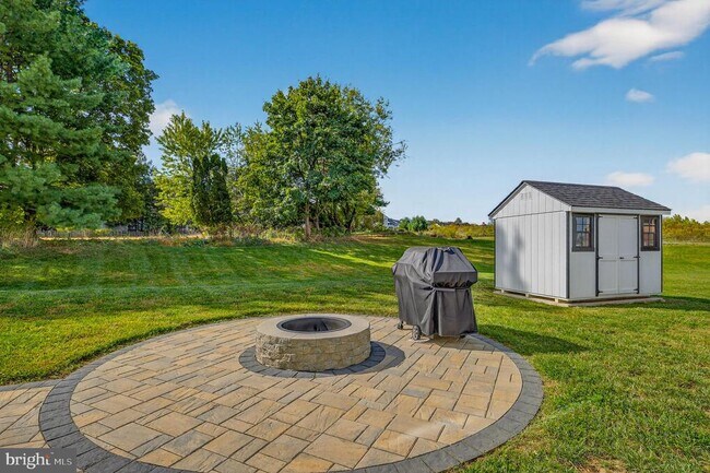 Building Photo - 167 Aspen Ln