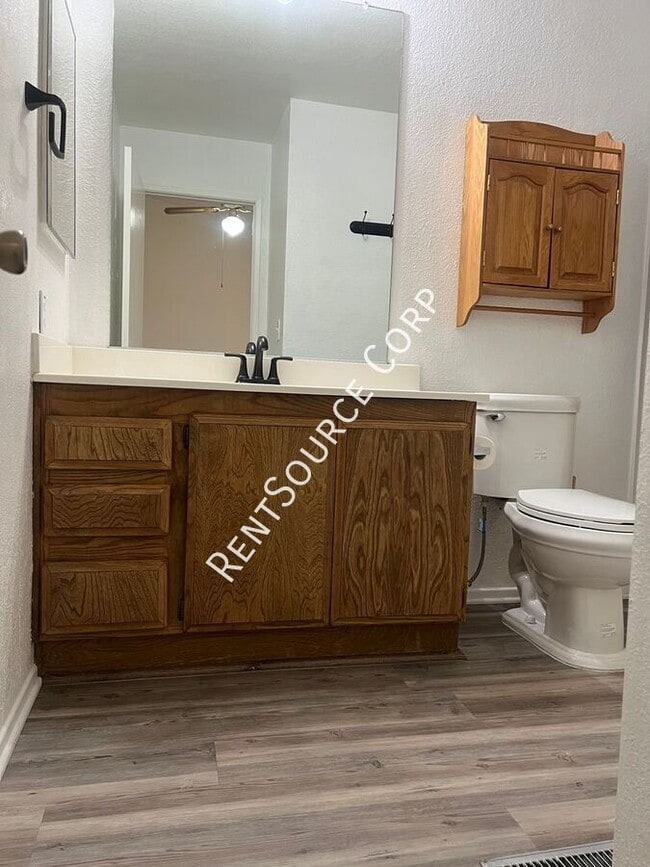 Building Photo - 14229 Winchester Dr