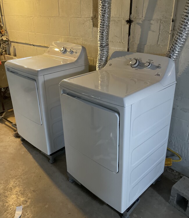 Basement Laundry - W/D for Each Unit! - 3137 N 86th St