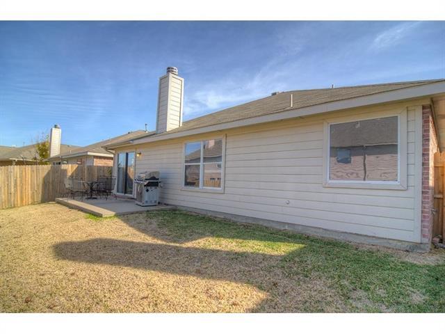 Building Photo - 13109 Fieldstone Rd