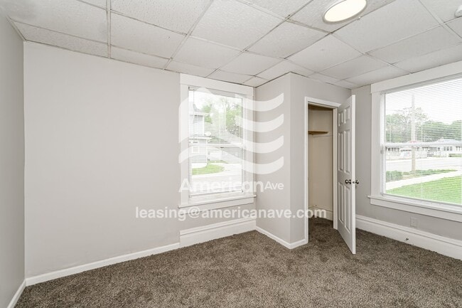 Building Photo - 1838 N California Ave