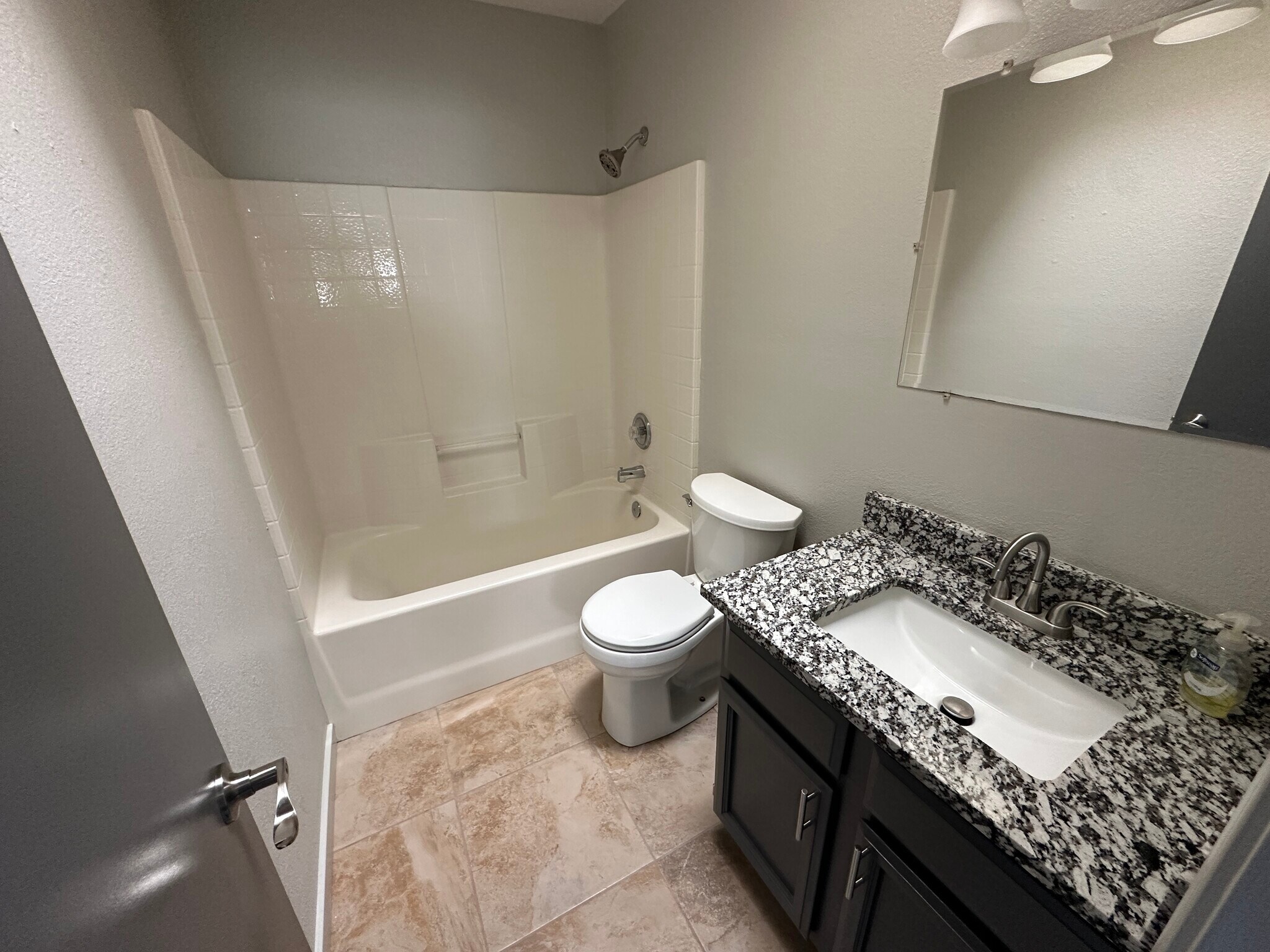 Hall Bath - 4652 Loma Linda Cir