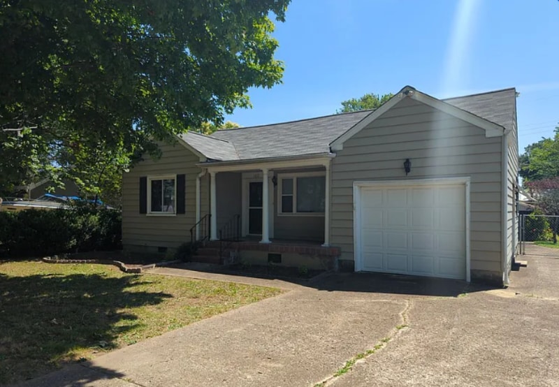 Building Photo - 100 Rees Ave