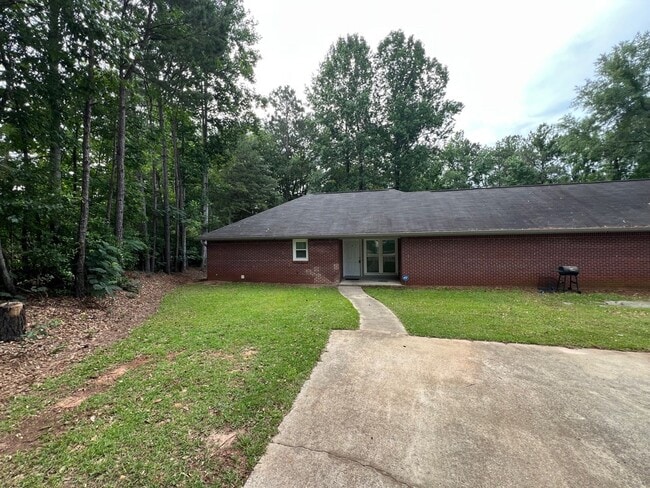 Primary Photo - 1088 Pierce Rd