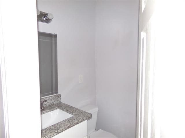 Building Photo - 1241 Sleepy Hollow Dr