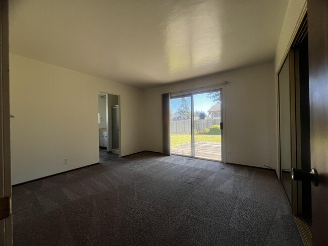 Building Photo - 2808 Harrison Ave