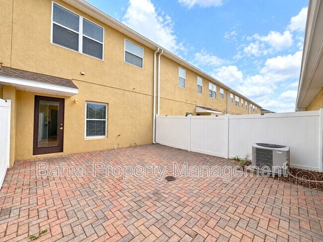 Building Photo - 11838 Deer Path Way