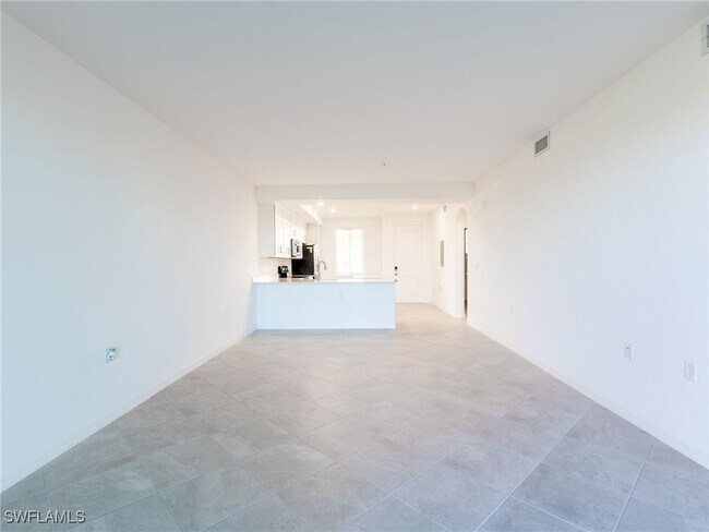 Building Photo - 5807 Double Eagle Cir