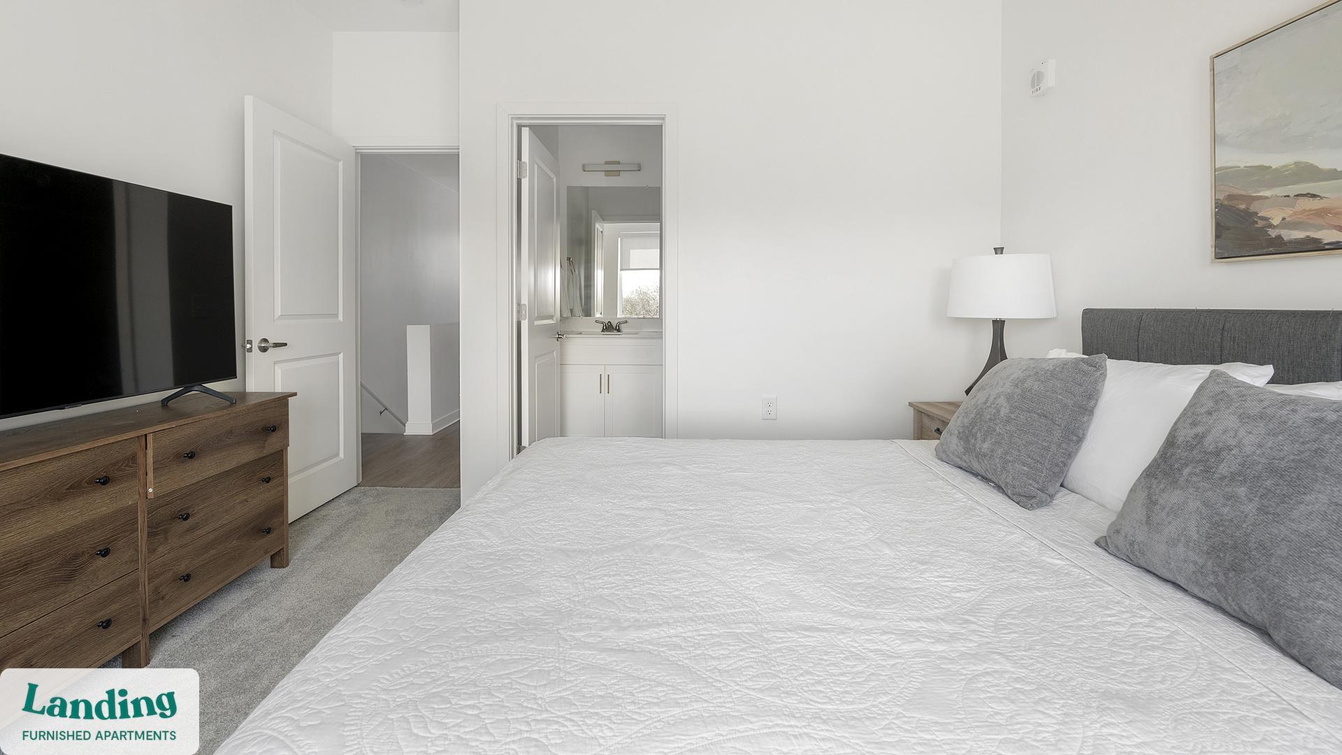 Building Photo - 2708 Old Lebanon Pike