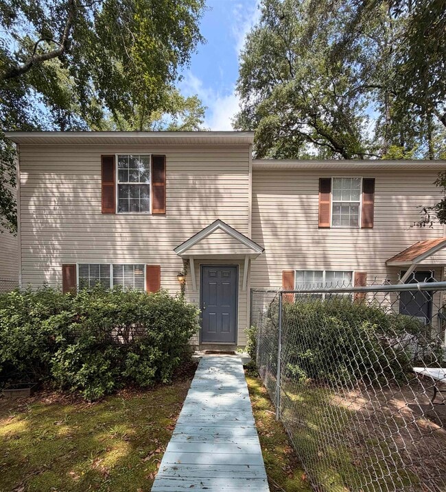Building Photo - 1352 Ocala Rd