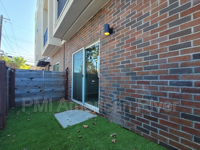 Building Photo - 3348 S St