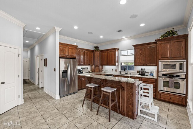 Building Photo - 135 Eagle Bend Way