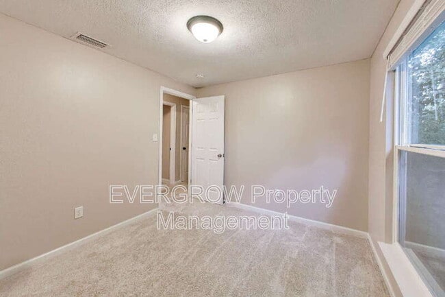 Building Photo - 9518 Bent Brook Dr