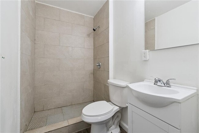 Building Photo - 1098 Smith St SW