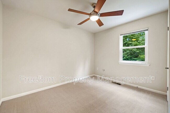 Building Photo - 5256 Sudberry Ln