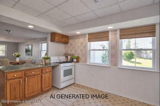 Building Photo - 261 Dana St