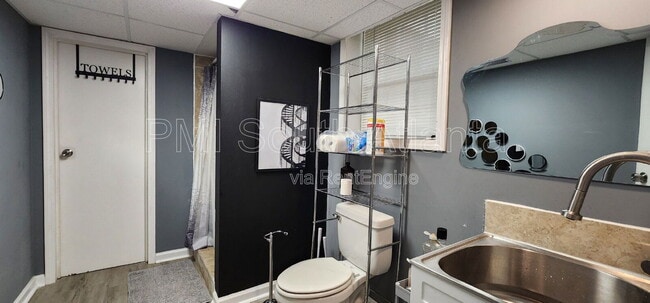 Building Photo - 150 Timberland Trl