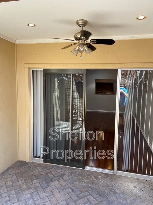 Building Photo - 1262 E Avenida Hermosa